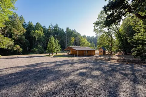 Undisclosed, Willits, CA 95490 photo 40