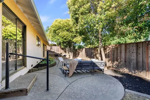 12 Reichert Ct, Novato, CA 94945 photo 23