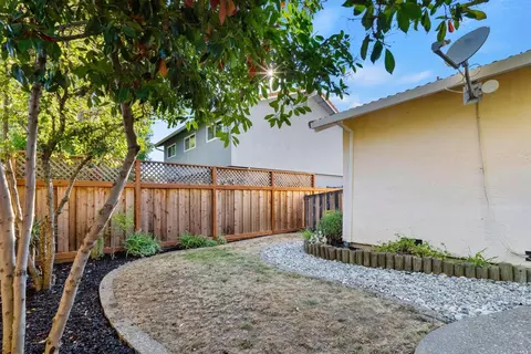 12 Reichert Ct, Novato, CA 94945 photo 24