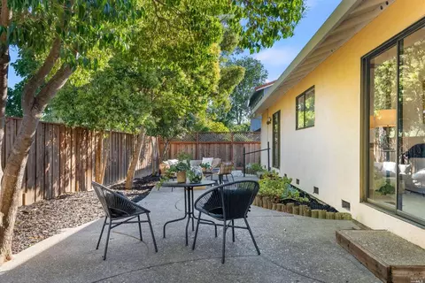 12 Reichert Ct, Novato, CA 94945 photo 21