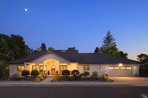 289 Chase St, Sonoma, CA 95476