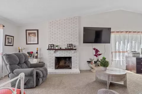 144 Evelyn Cir, Vallejo, CA 94589 photo 5