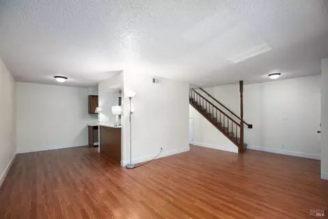 165 Oddstad Dr #60, Vallejo, CA 94589 photo 5
