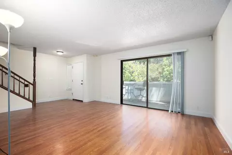 165 Oddstad Dr #60, Vallejo, CA 94589 photo 6