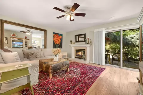 342 Los Alamos Rd, Santa Rosa, CA 95409