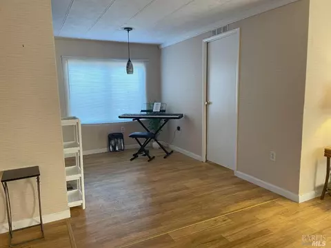 35 Constance Dr, Vallejo, CA 94590 photo 5