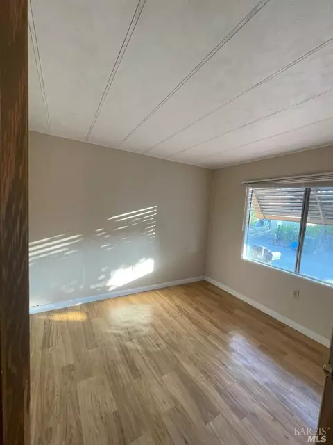 35 Constance Dr, Vallejo, CA 94590 photo 4