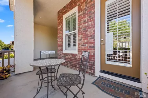 404 Bordeaux Way, Windsor, CA 95492 photo 5