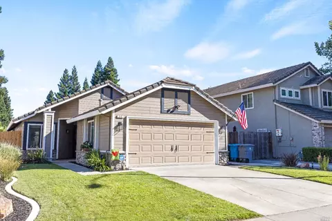 212 Regency Cir, Vacaville, CA 95687
