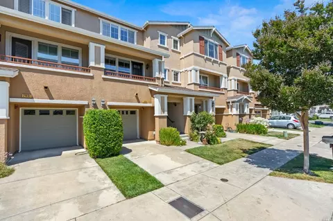 2929 Edgewater Dr, Santa Rosa, CA 95407