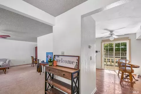 230 Verona Ct, Vacaville, CA 95687