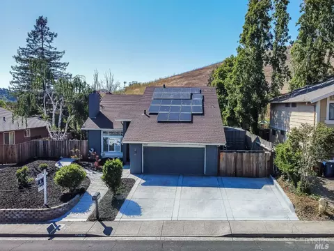 937 Rose Dr, Benicia, CA 94510