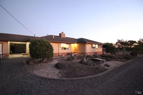 1030 Corona Rd, Petaluma, CA 94954