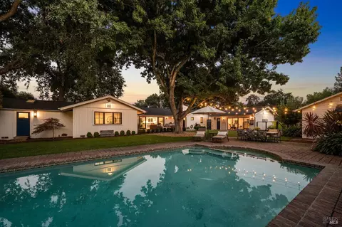 20225 Garry Ln, Sonoma, CA 95476