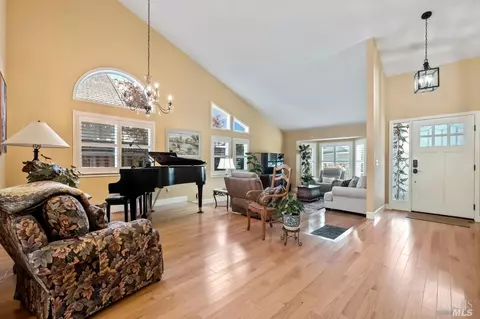 212 Chris St, Windsor, CA 95492 photo 9