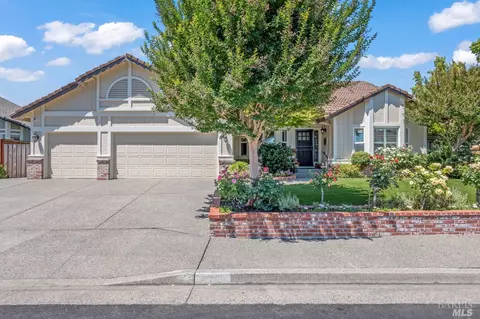 212 Chris St, Windsor, CA 95492 photo 2