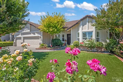 212 Chris St, Windsor, CA 95492