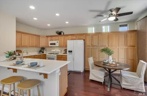 1100 Enzos Way, Windsor, CA 95492 photo 3