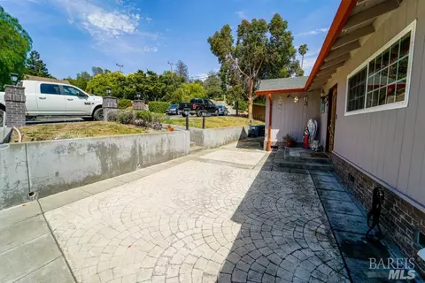 401 Clark Dr, Vallejo, CA 94591 photo 15