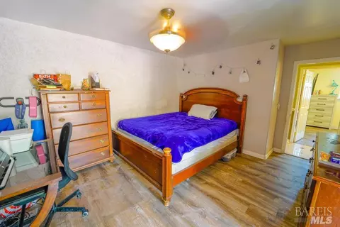 401 Clark Dr, Vallejo, CA 94591 photo 20