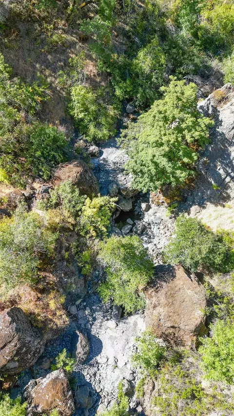5275 First Gate Rd, Willits, CA 95490 photo 8