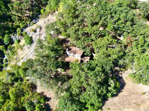 5275 First Gate Rd, Willits, CA 95490 photo 3