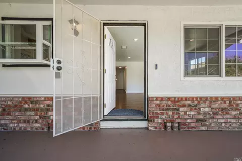 2549 Ramsay Way, Fairfield, CA 94534 photo 2