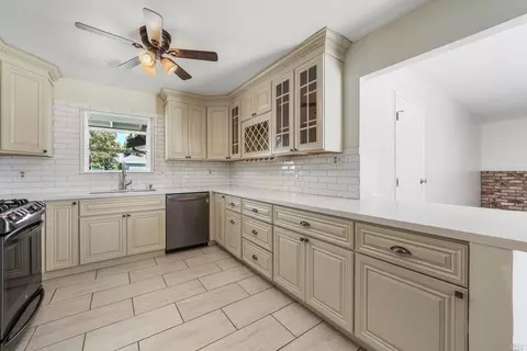 2549 Ramsay Way, Fairfield, CA 94534 photo 6