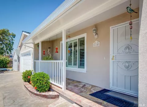 114 Lynn Ct, Vallejo, CA 94591 photo 3