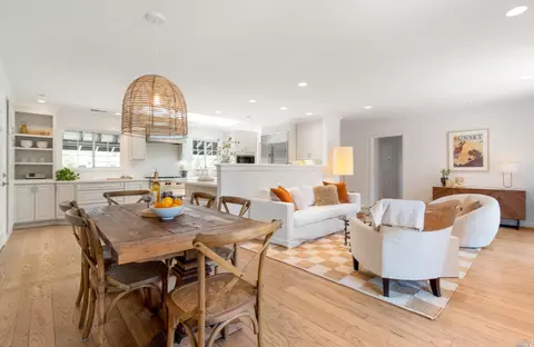 8 Teakwood Ct, San Rafael, CA 94901