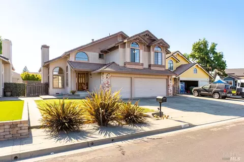1451 Roman Dr, Rohnert Park, CA 94928