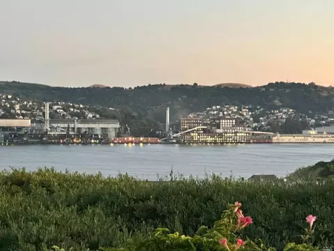 127 Chesapeake Dr, Vallejo, CA 94591