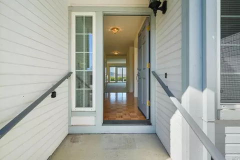 127 Chesapeake Dr, Vallejo, CA 94591 photo 9