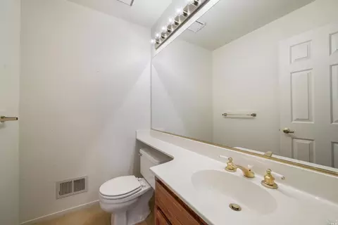127 Chesapeake Dr, Vallejo, CA 94591 photo 36