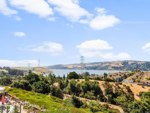 127 Chesapeake Dr, Vallejo, CA 94591 photo 6