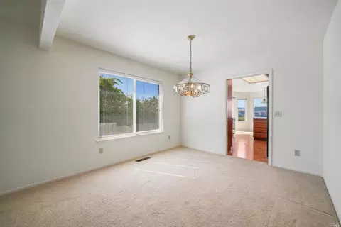 127 Chesapeake Dr, Vallejo, CA 94591 photo 13