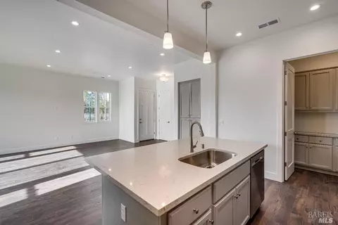 1252 Atascadero Dr, Windsor, CA 95492 photo 7