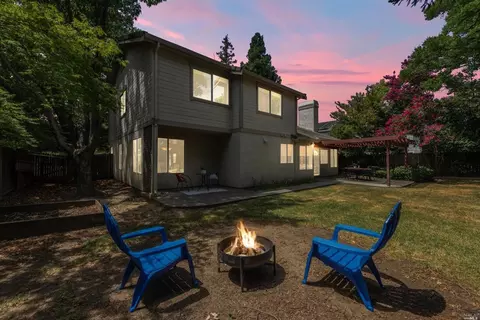 1350 Rose Way, Dixon, CA 95620 photo 2