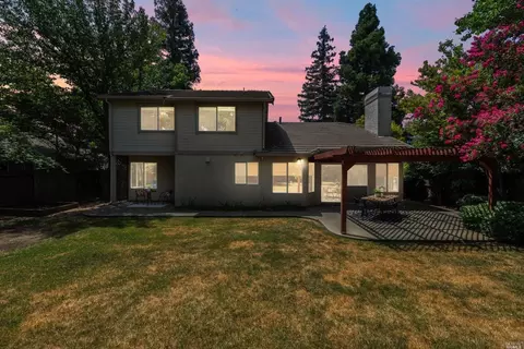 1350 Rose Way, Dixon, CA 95620 photo 3