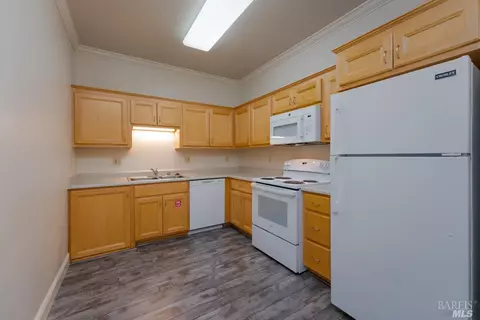 582 N State St, Ukiah, CA 95482 photo 18