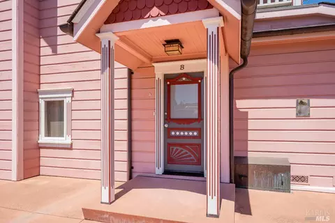 582 N State St, Ukiah, CA 95482 photo 7