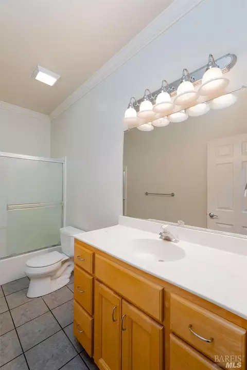 582 N State St, Ukiah, CA 95482 photo 15