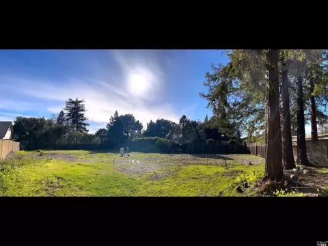 1741 Pine St, Napa, CA 94559