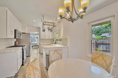 6168 Amie Dr, Windsor, CA 95492 photo 18