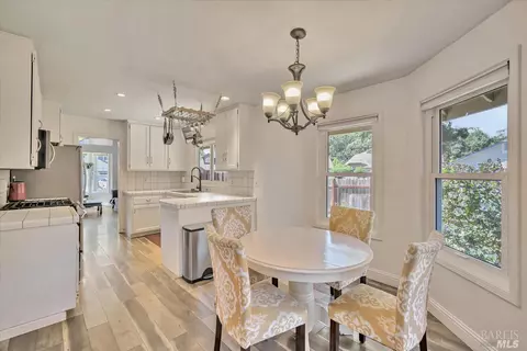 6168 Amie Dr, Windsor, CA 95492 photo 17