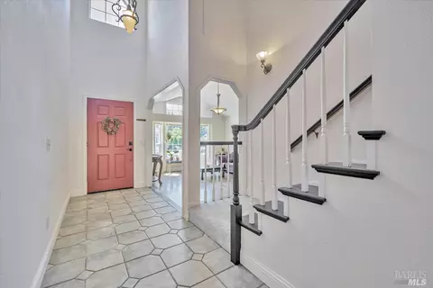 6168 Amie Dr, Windsor, CA 95492 photo 2