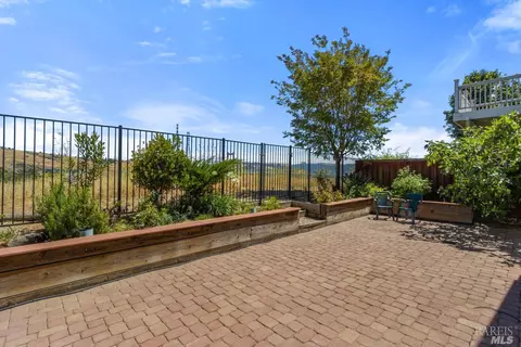 421 Jade Cir, Vallejo, CA 94590 photo 35