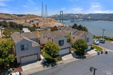421 Jade Cir, Vallejo, CA 94590 photo 3