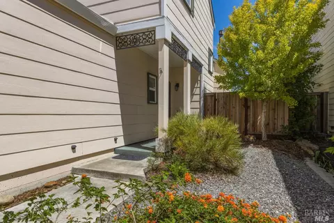 421 Jade Cir, Vallejo, CA 94590 photo 6