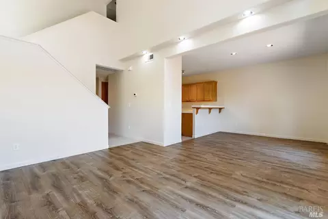 421 Jade Cir, Vallejo, CA 94590 photo 12